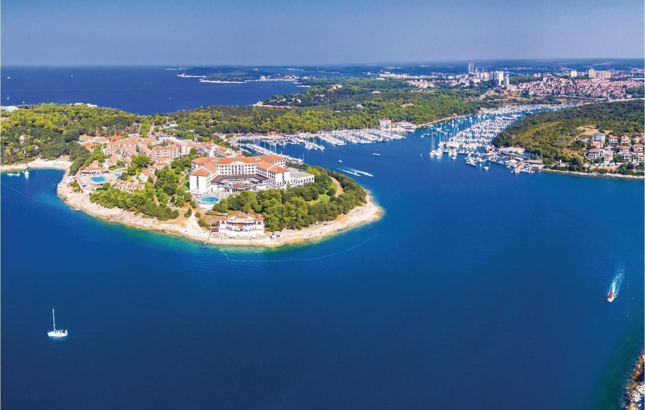 Apartment Kris Pula Zewnętrze zdjęcie