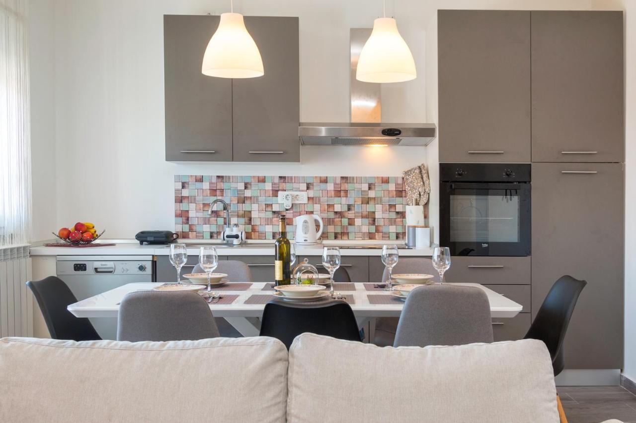 Apartment Kris Pula Zewnętrze zdjęcie