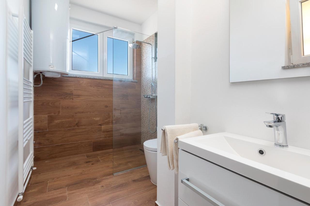 Apartment Kris Pula Zewnętrze zdjęcie