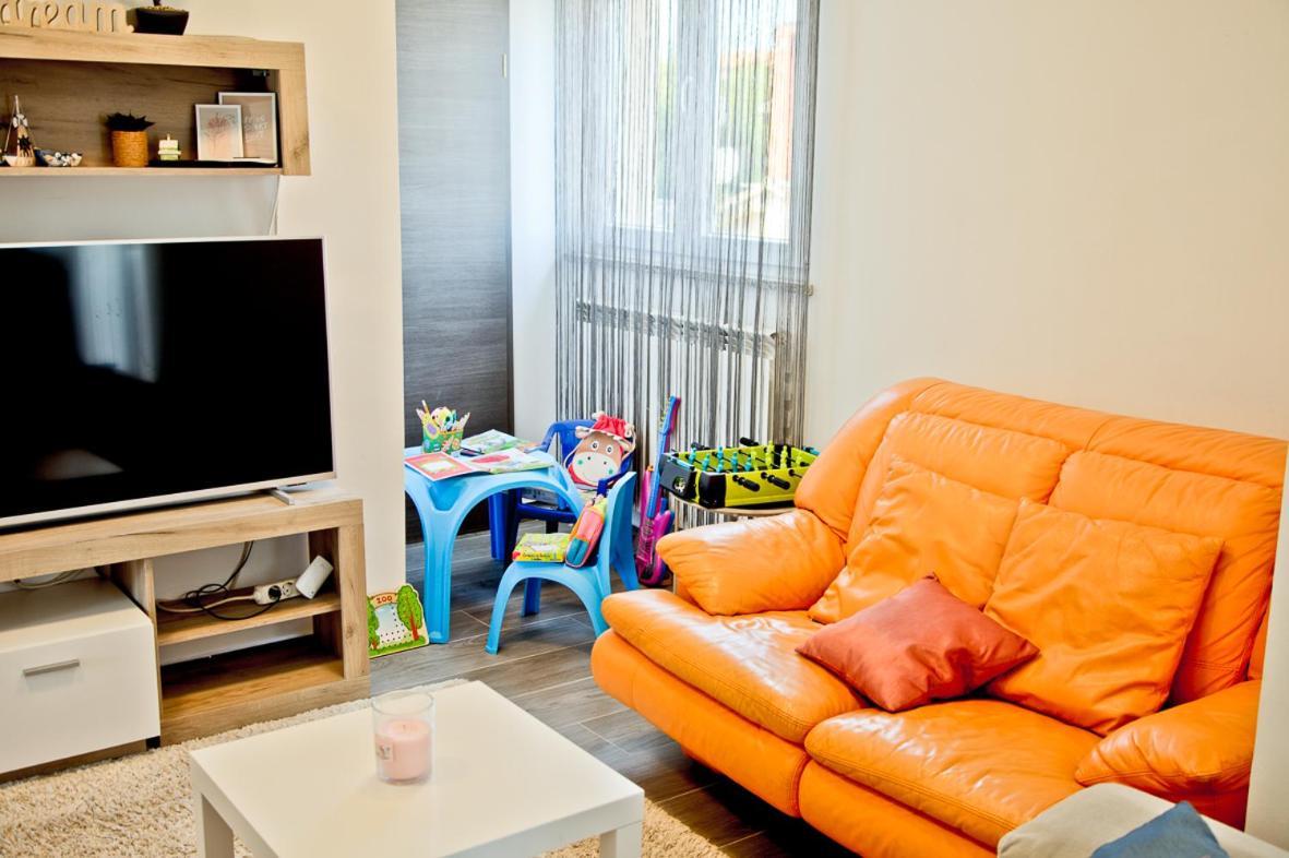 Apartment Kris Pula Zewnętrze zdjęcie
